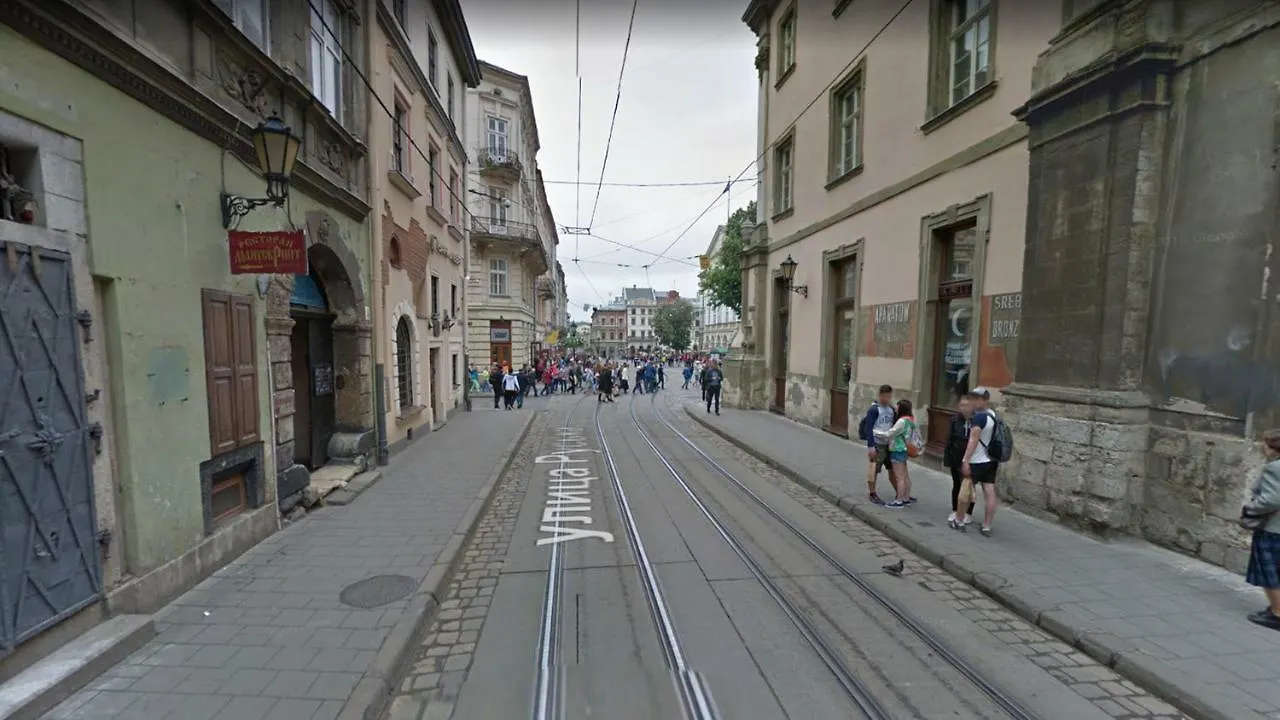 Уютная Квартира На Площади Рынок Lviv Apartment